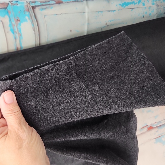 Lululemon Take It Easy Pant (31") Heathered Black - Picture 5 of 9